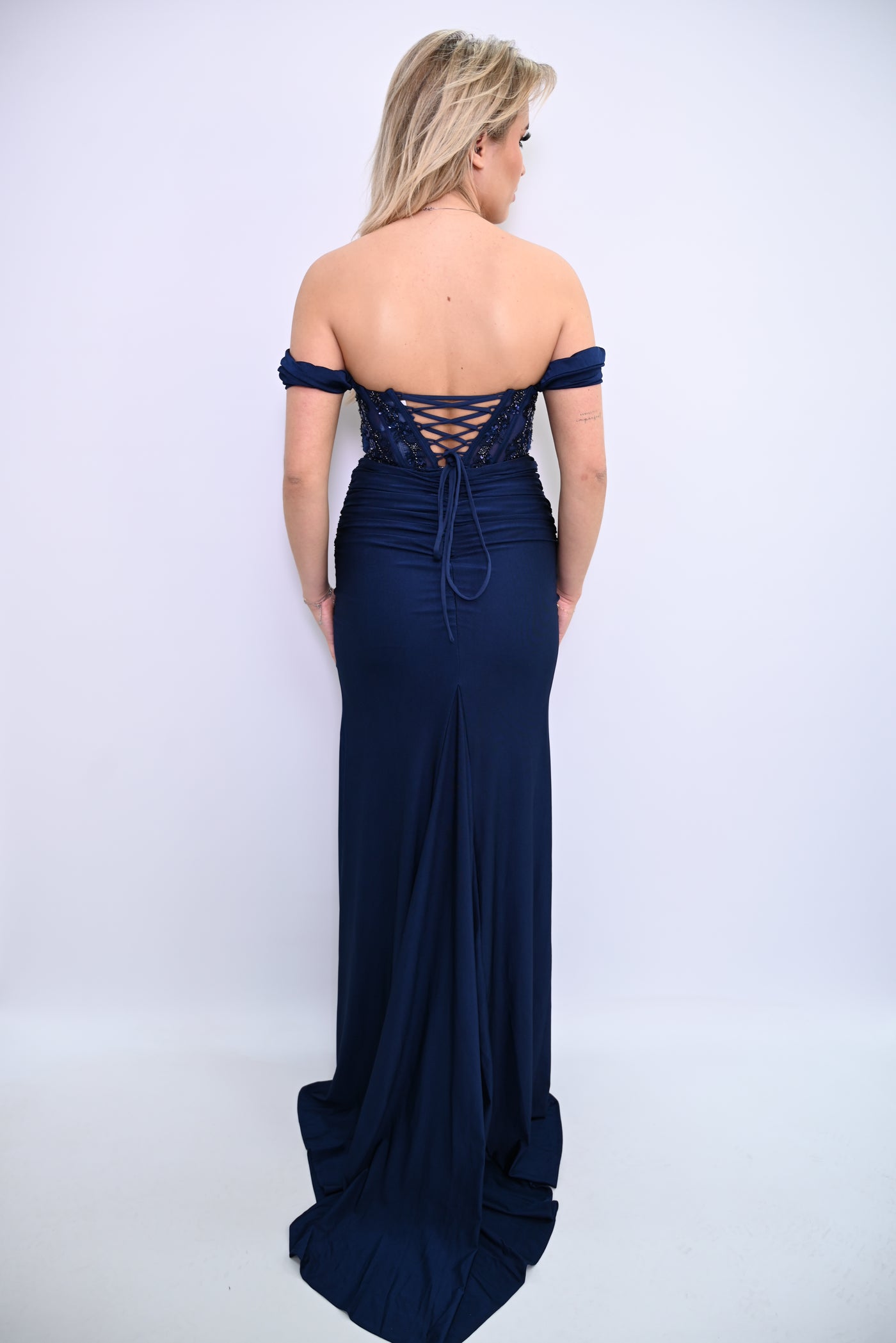 Glamoureuze Avondjurk met Beaded Details  
F86004