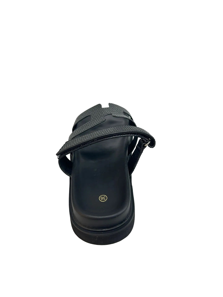 Luxe gevlochten sandalen
A6273