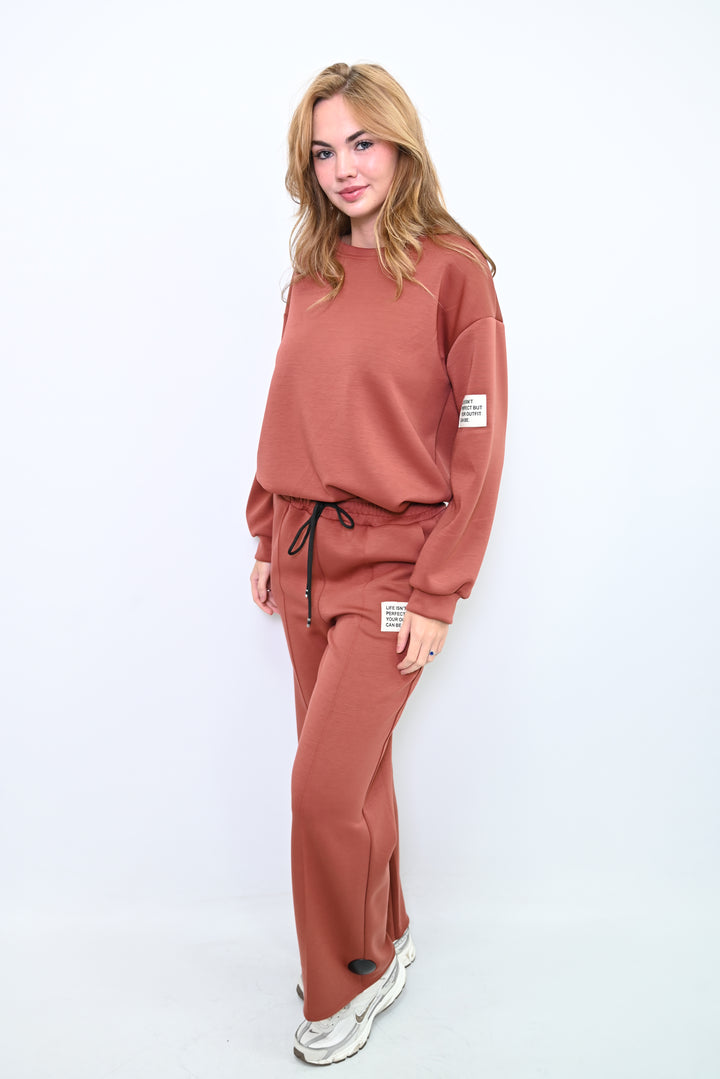 Tracksuit Life isn’t perfect but your outfit can be 7453