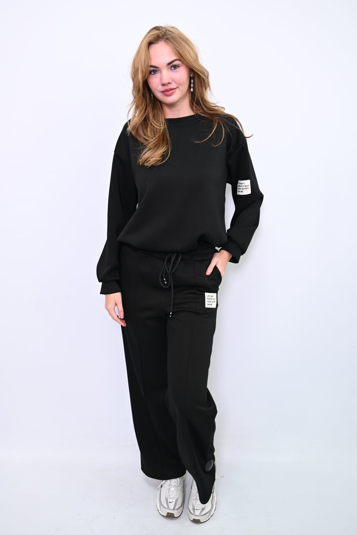 Tracksuit Life isn’t perfect but your outfit can be 7453