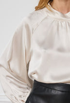 Elegant Grace Blouse H702