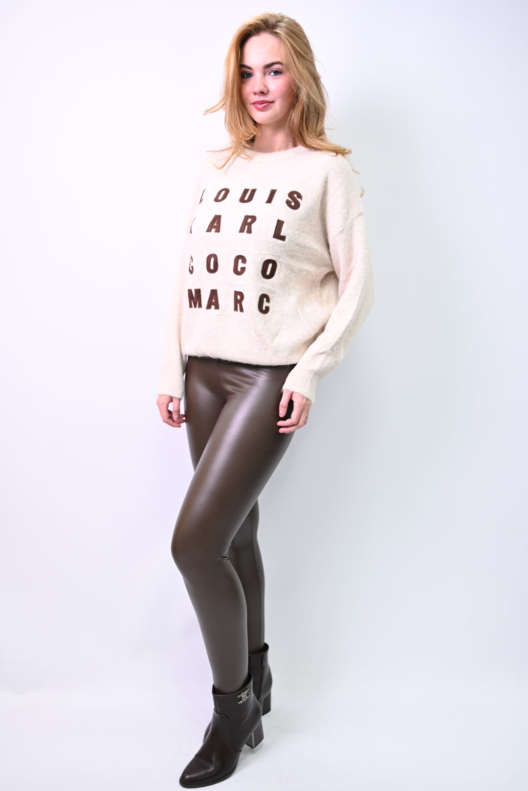 Les Noms Sacrés AM773