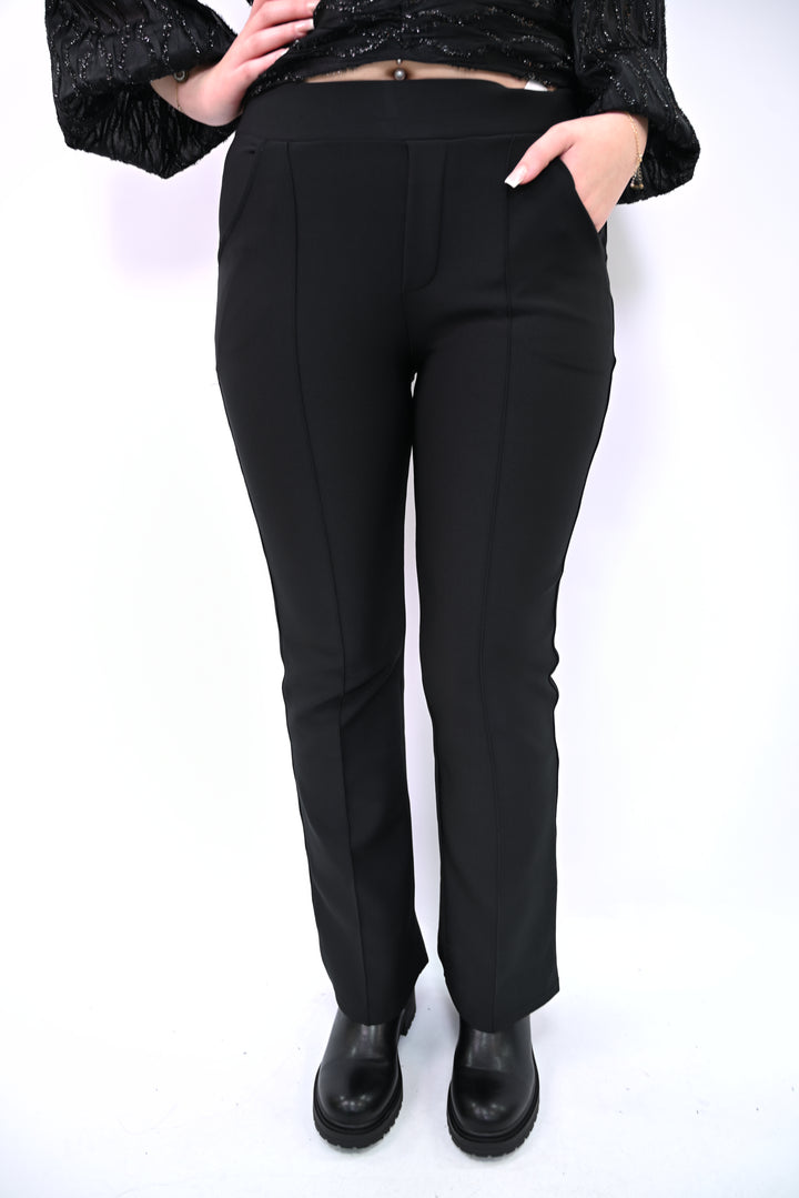 Midnight Contour” – Tailored Black Pants R259