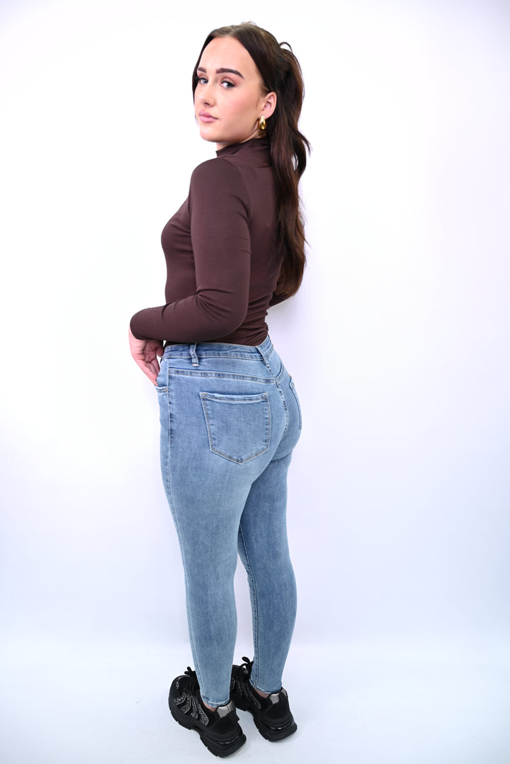 High-Rise Light Wash Skinny Jeans Megusto PT8006