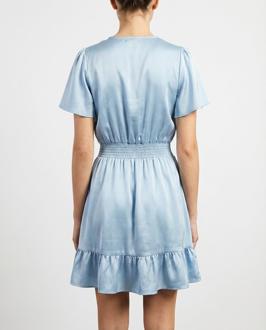 Noir Élan – Zwarte Wrapjurk met Ruches M2011