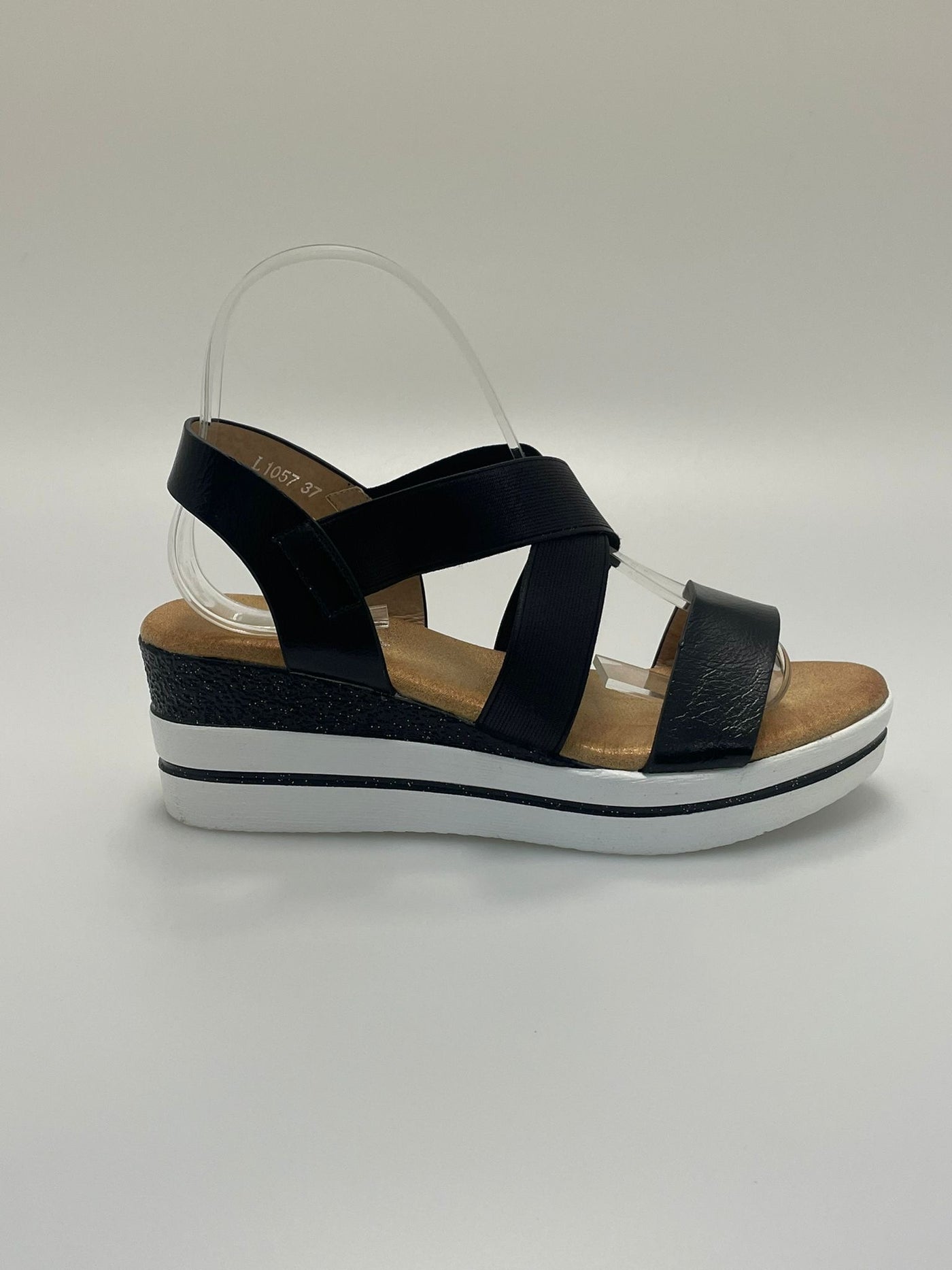 L1057 Kayla