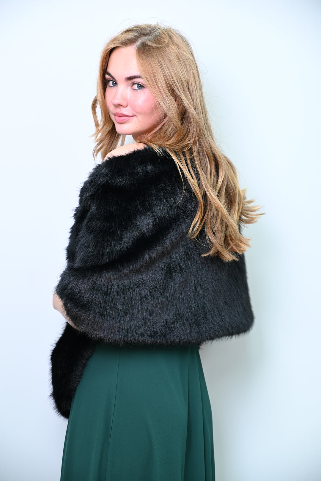 Royal Flare – Faux Fur Shawl Bont sjaal PJ-0010