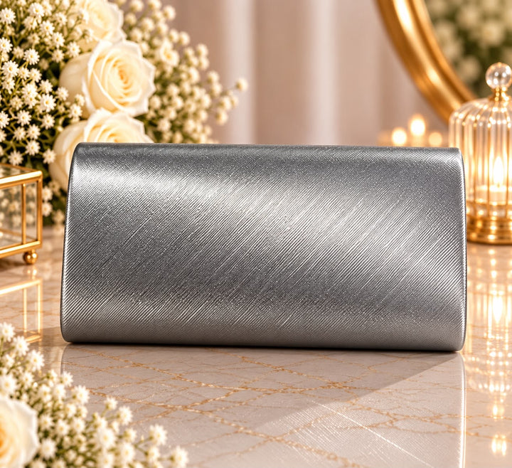 Élan Metallic Clutch KX1090