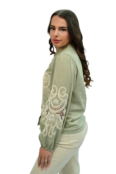 Blouse geborduurd 350