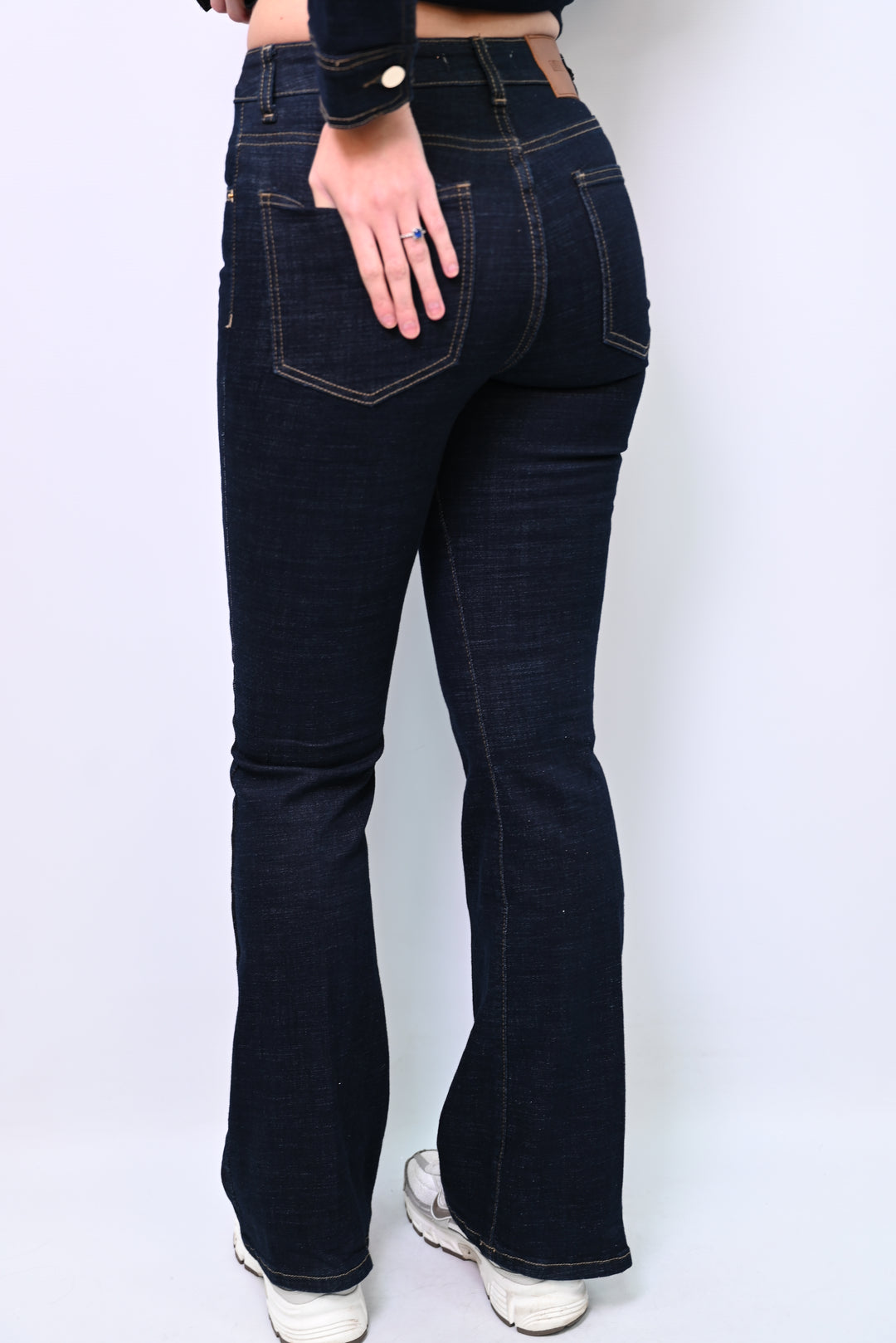 Core Indigo – Essential Denim Flared jeans Kate SK2510-6