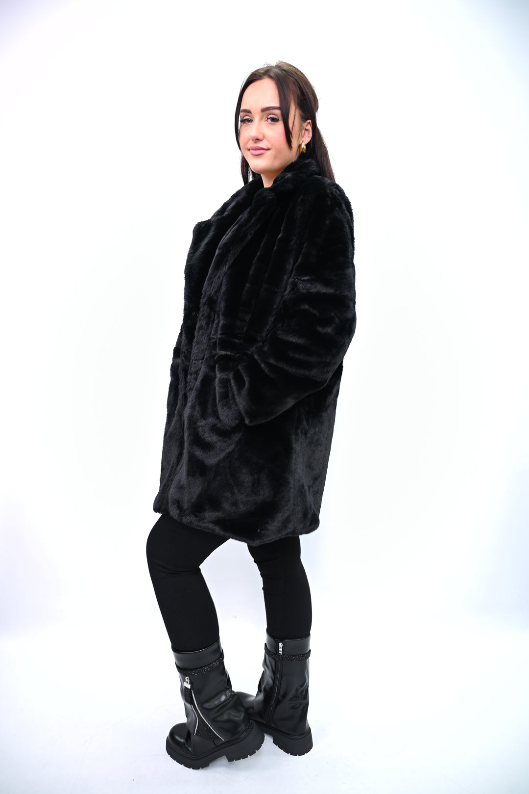 Noir Brume – Korte Faux Fur Jas A2503