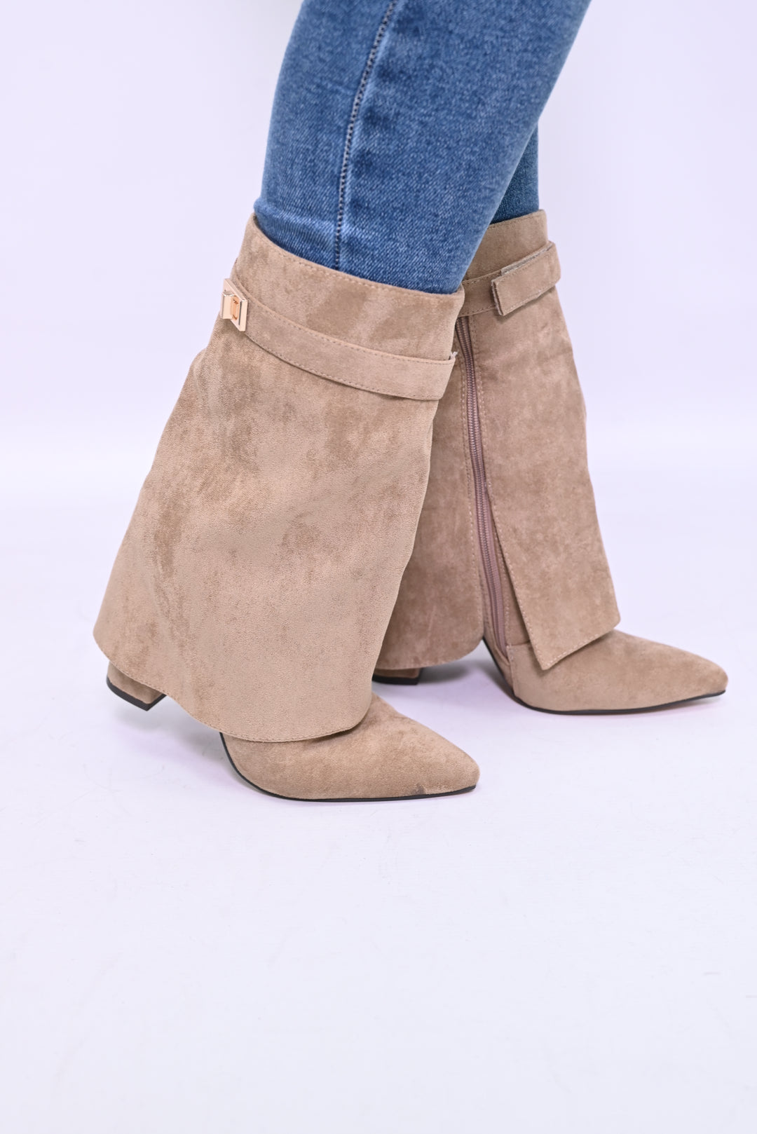 Half sharkboots Suède LA3116