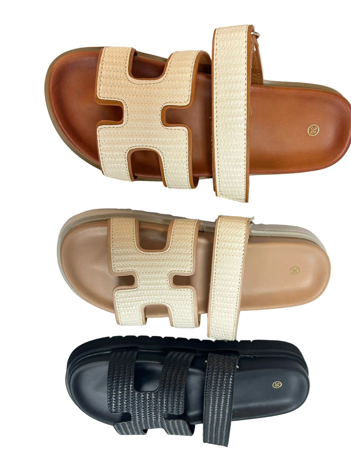 Luxe gevlochten sandalen
A6273