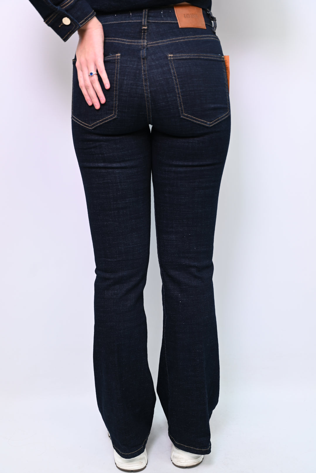 Core Indigo – Essential Denim Flared jeans Kate SK2510-6