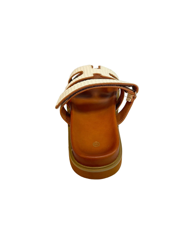 Luxe gevlochten sandalen
A6273