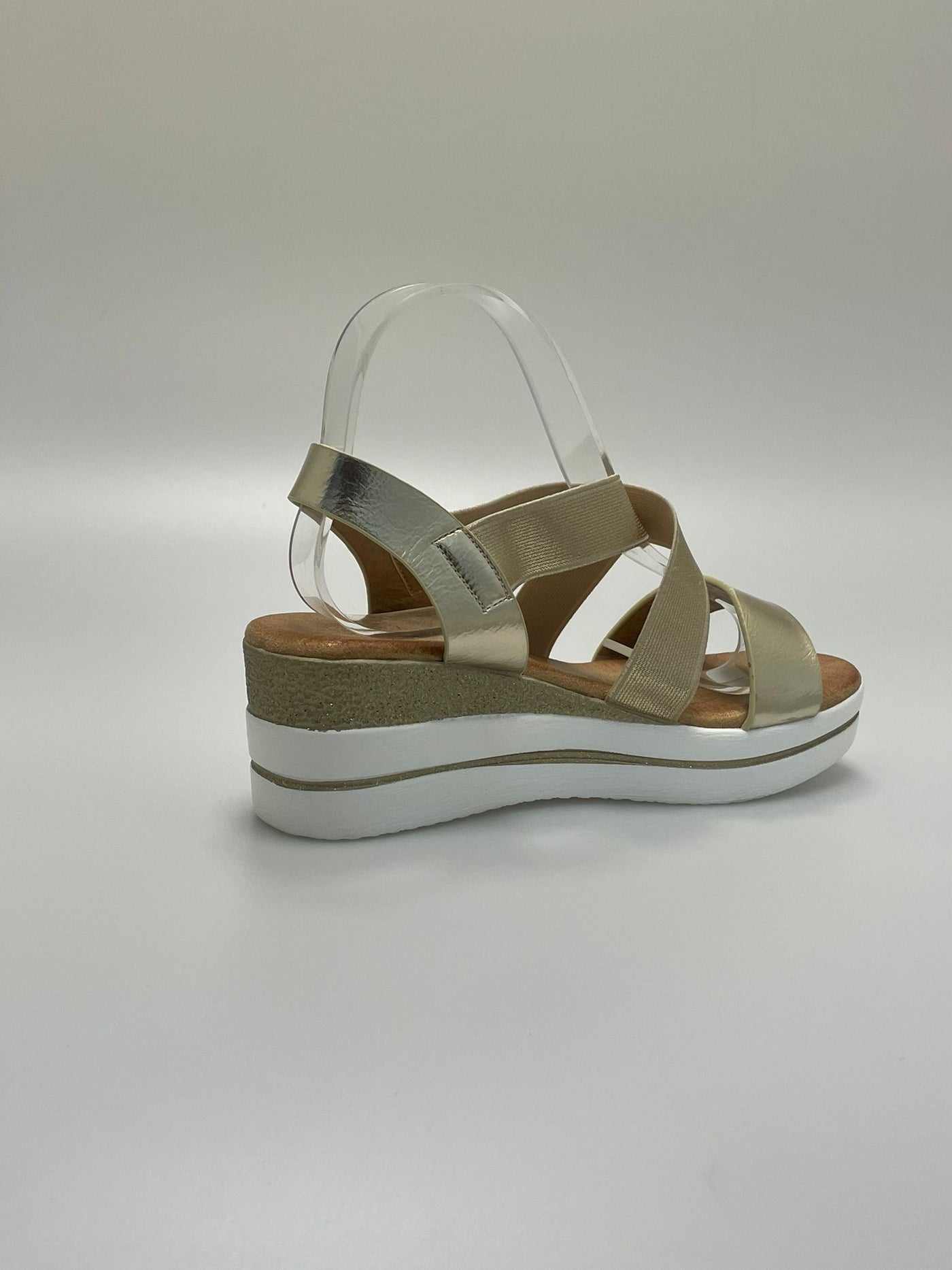 L1057 Kayla